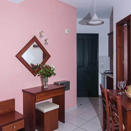 Ariadni Palace 2* הרסוניסוס
