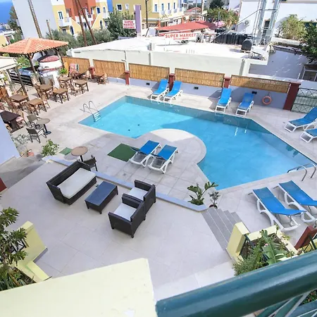 מלון דירות Ariadni Palace 2*