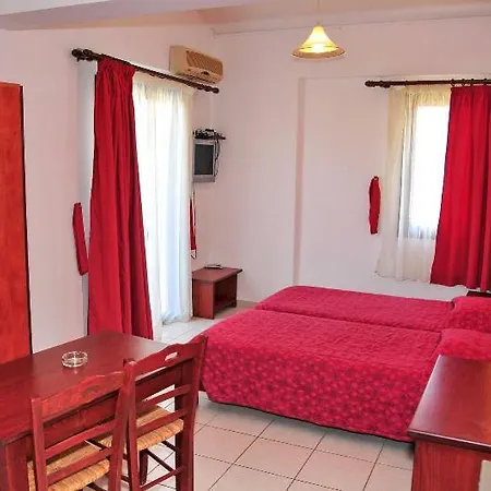 מלון דירות Ariadni Palace 2*