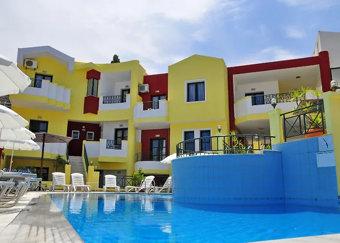 Hotel de apartamente Ariadni Palace 3*