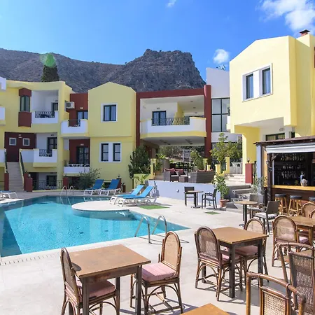 Ariadni Palace 아파트호텔 헐소니소스