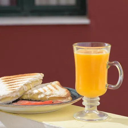 Ariadni Palace 아파트호텔 헐소니소스