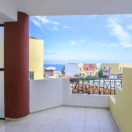 Ariadni Palace 아파트호텔 헐소니소스