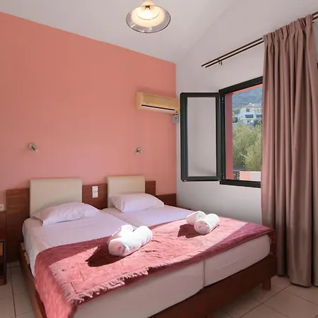 Ariadni Palace 3* 헐소니소스