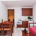 Ariadni Palace Apartmanhotel Herszonisszosz