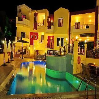 Ariadni Palace 公寓式酒店