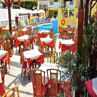 Ariadni Palace 公寓式酒店 3*