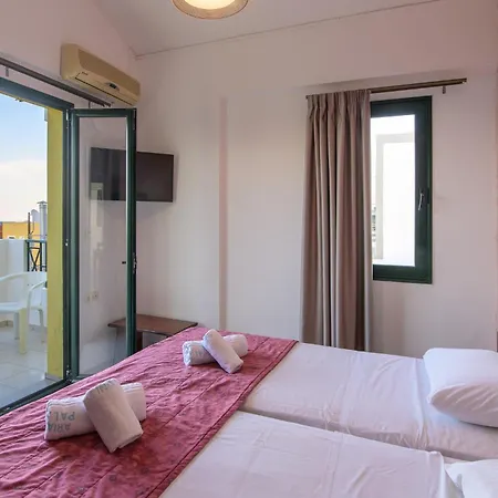 Apartahotel Ariadni Palace